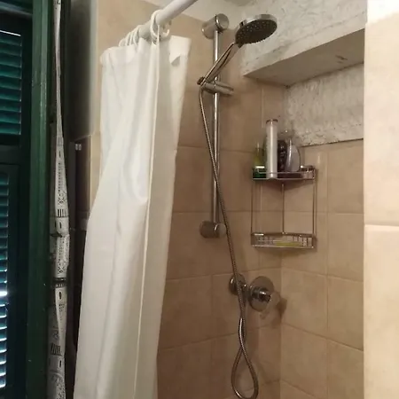 Bed & Breakfast L ' Canton Colonnata