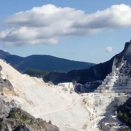 Bed & Breakfast L ' Canton Colonnata