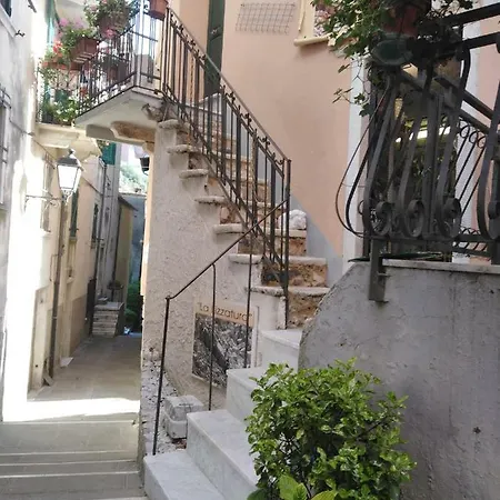 L ' Canton Bed & Breakfast Colonnata