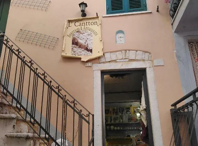 L ' Canton Colonnata